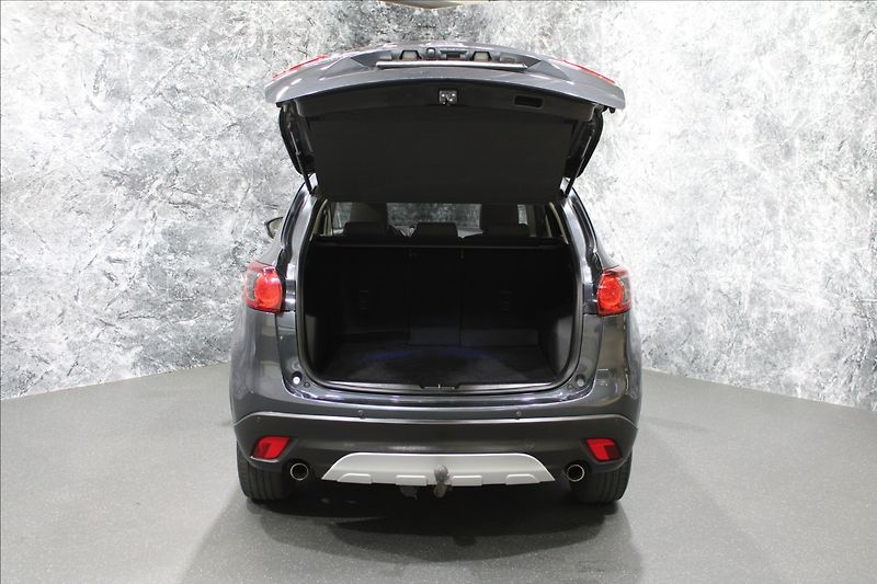 Mazda CX-5 2,0 Skyactiv AWD Automat - fotka 5 z 32