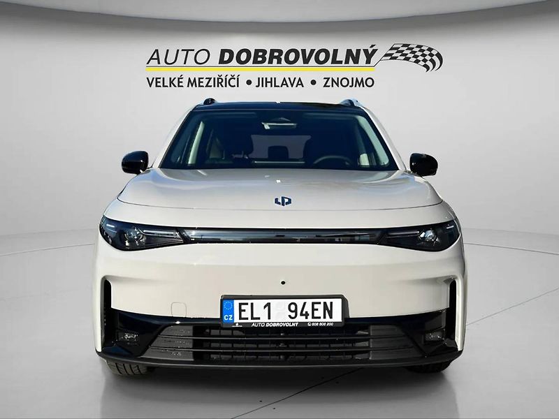 Leapmotor C10 Design (160kW)/D194EN - fotka 12 z 26