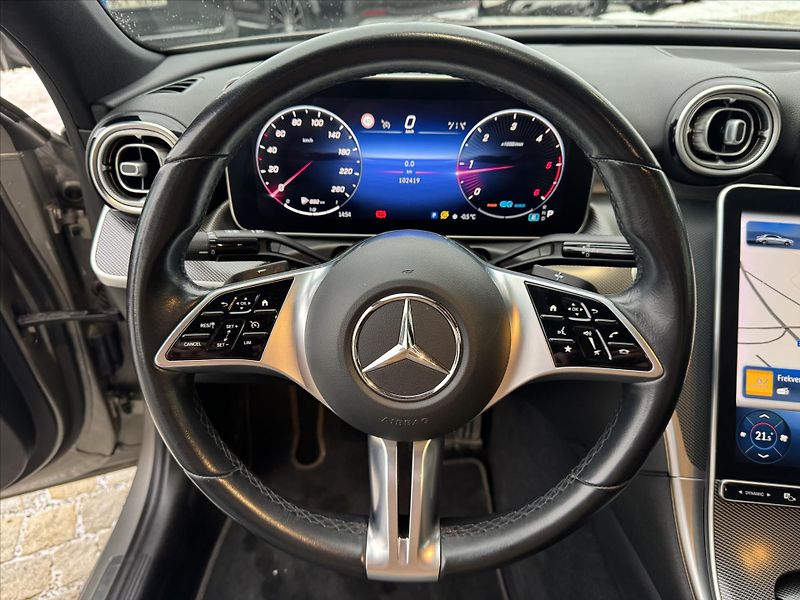 Mercedes-Benz Třídy C C 220d - fotka 7 z 30