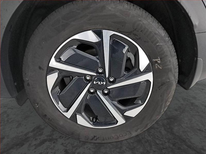 Kia Sportage (2022) 1.6 T-GDI - fotka 15 z 16