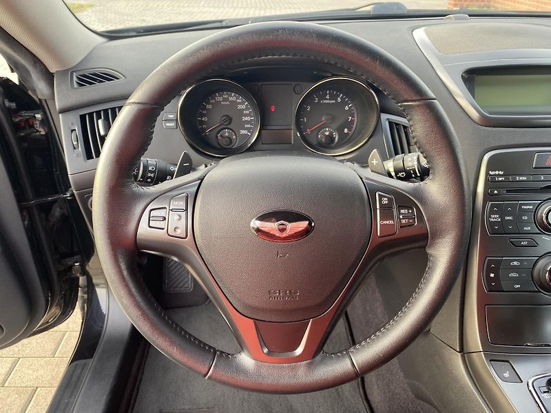 Hyundai Genesis (2013) 3.8i RS INDIVIDUAL  - fotka 32 z 57