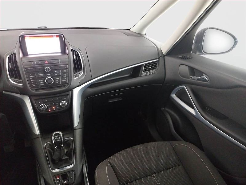 Opel Zafira (2014) 1.6 CDTI, Navi, Tempomat - fotka 8 z 16