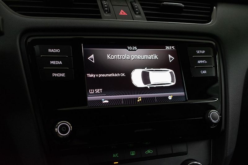 Škoda Octavia 1.5 TSI 110kW ACTIVE PLUS*ČR* - fotka 20 z 32
