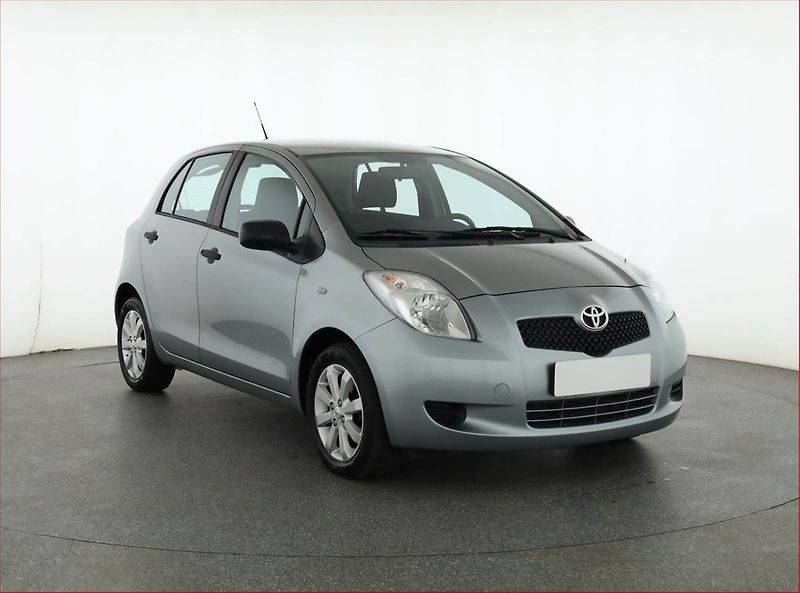 Toyota Yaris (2009) 1.3, Serv.kniha - fotografie inzerátu