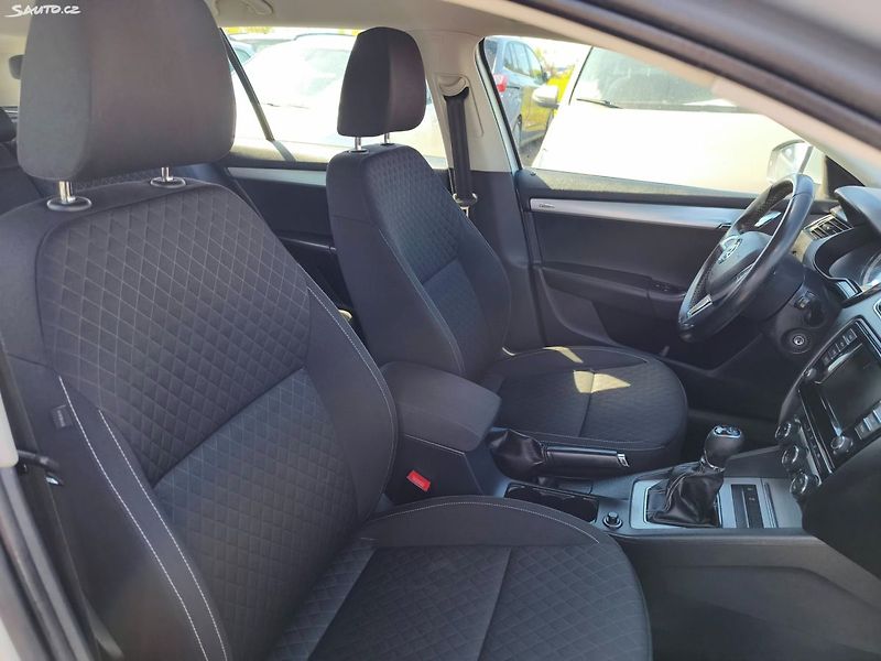 Škoda Octavia (2016) - fotka 21 z 34