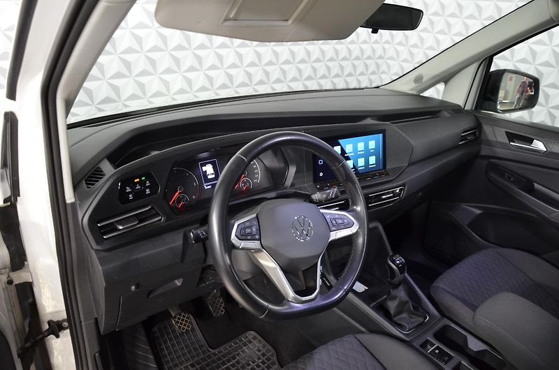 Volkswagen Caddy (2023) 2.0TDI 75 Life 5d - fotka 9 z 19