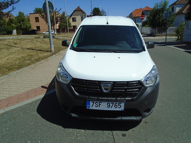 Dacia Dokker (2018) 1.6 i - fotka 2 z 20