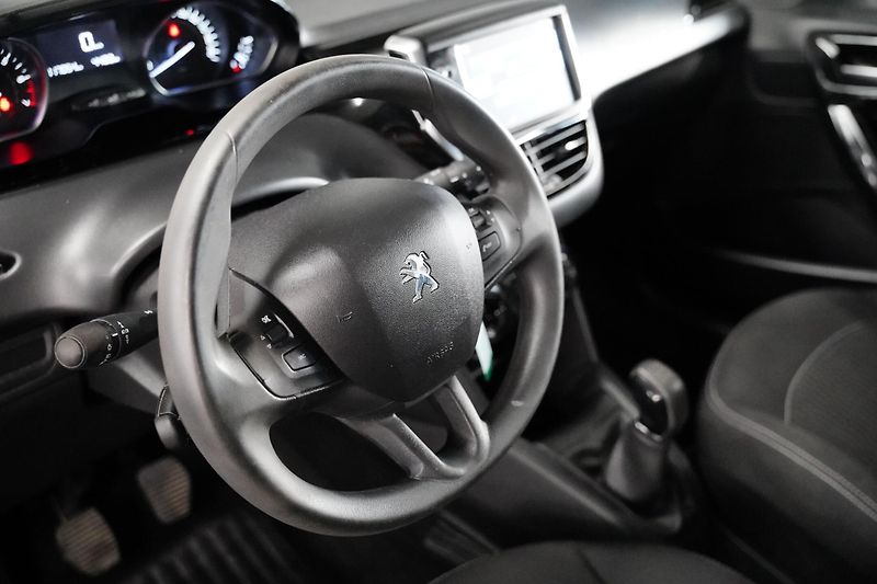 Peugeot 208 - fotka 6 z 6