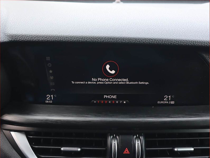 Alfa Romeo Stelvio (2018) 2.2 Diesel, Automat, Kůže - fotka 17 z 20