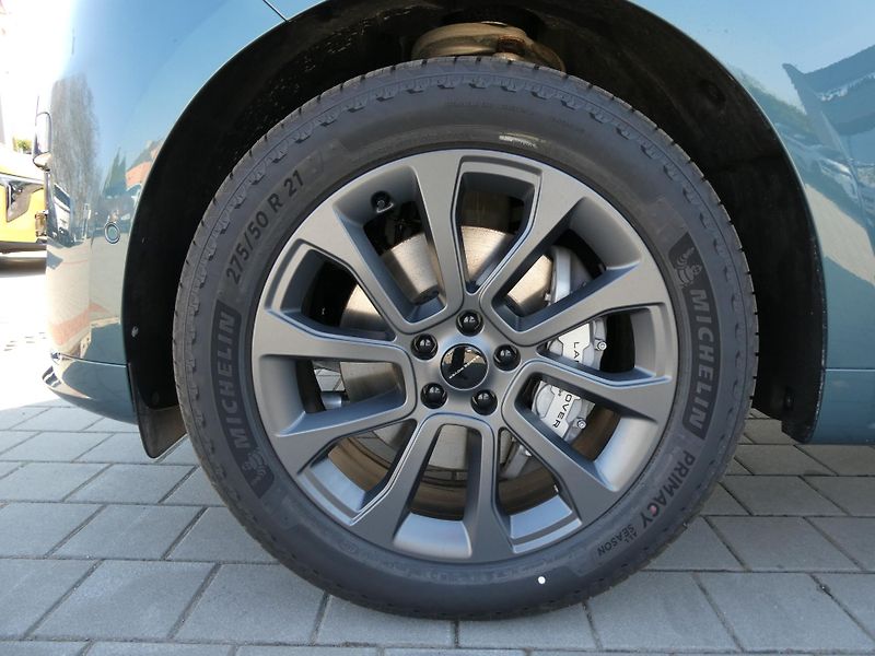 Land Rover Range Rover Sport 3,0 Dynamic SE D250  - fotka 2 z 37