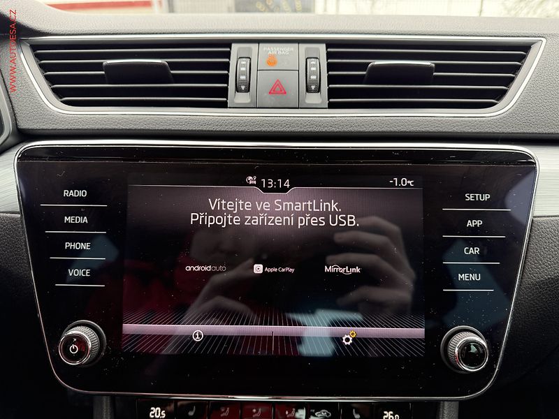 Škoda Superb (2019) 2.0TDi, 2.maj,ČR, DSG, STK10 - fotka 16 z 22