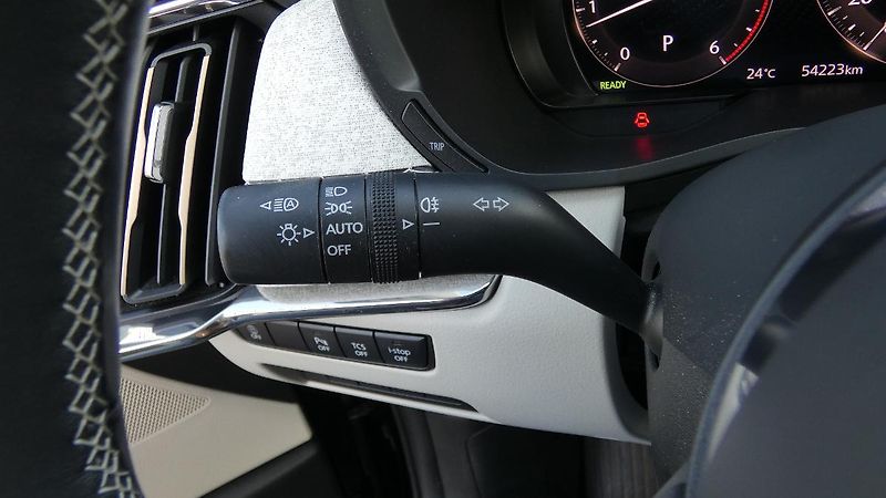 Mazda CX-60 3,3 l e-Skyactiv D254 Exclusiv - fotka 11 z 27