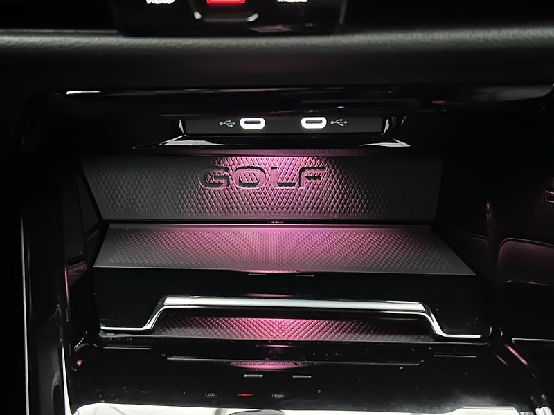 Volkswagen Golf 2.0 TSI GTI - fotka 18 z 31