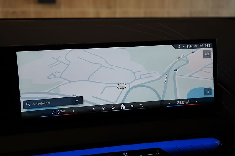 BMW X3 40d xDrive, Nezávislé, Tažné - fotka 32 z 50