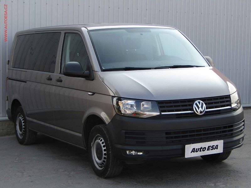 Volkswagen Transporter (2018) 2.0TDi 8míst, 2.maj,ČR - fotografie inzerátu