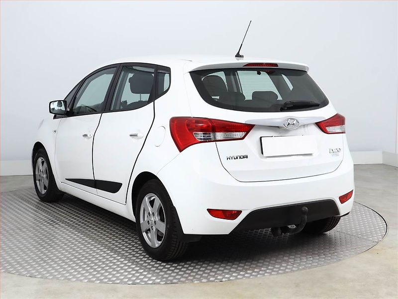 Hyundai ix20 (2019) 1.6 CVVT, Serv.kniha - fotka 4 z 11
