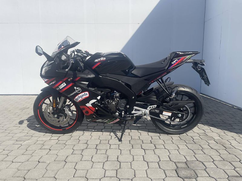 Aprilia (2026) RS 125 GP Replica EU5+ - fotka 6 z 12