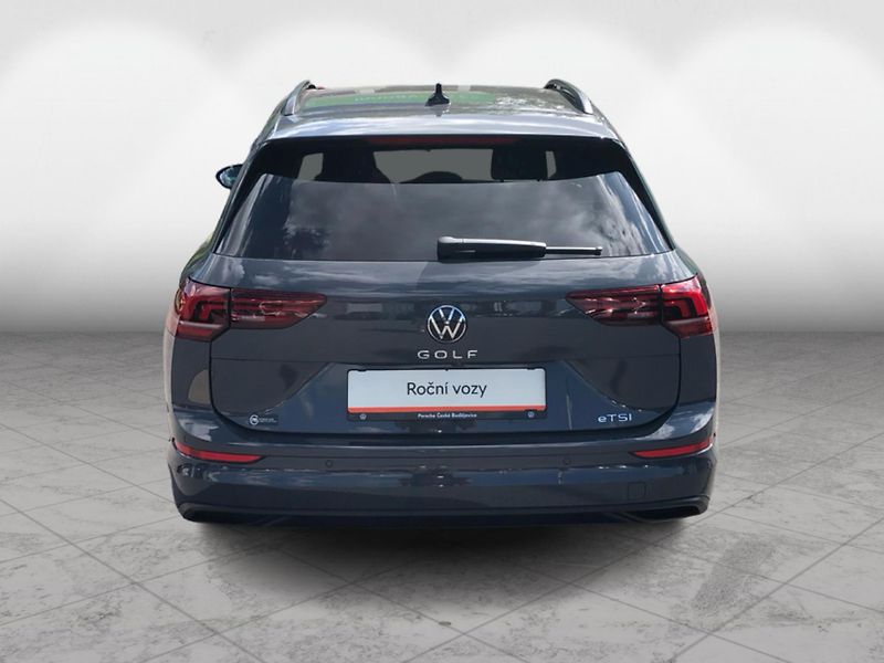 Volkswagen Golf Variant People 1,5 eTSI 7DSG m - fotka 9 z 29