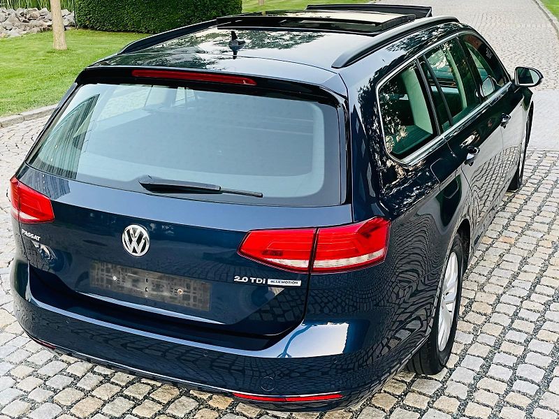 Volkswagen Passat 2.0TDI AUTOMAT KAMERY SERVISKA - fotka 12 z 49