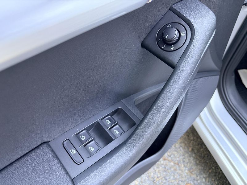Škoda Octavia 2.0TDI 4x4 DSG - fotka 7 z 42