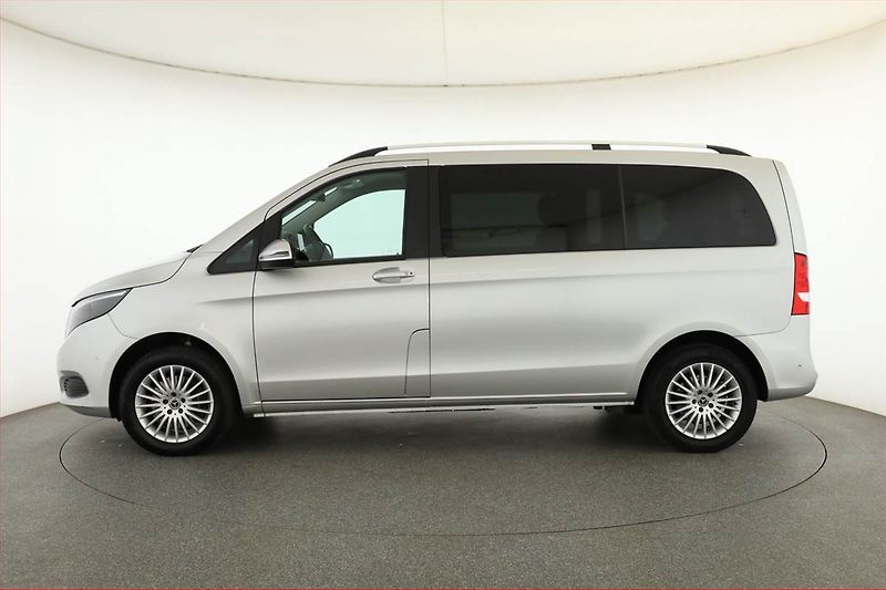 Mercedes-Benz Třídy V (2018) 250 d 4MATIC, DPH - fotka 3 z 19