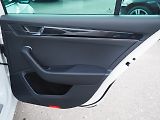 Škoda Superb (2021) 1.4 iV Hybrid L&K DSG Webasto - náhled 17