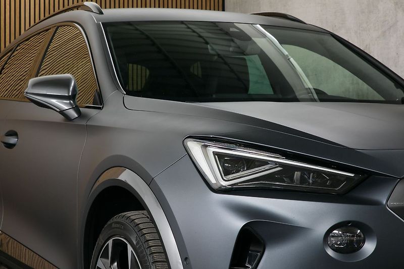 Cupra Formentor 2.0TSI 140kW DSG Matrix ZÁRUKA - fotka 7 z 37