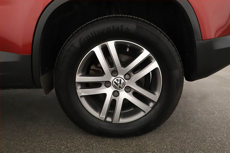 Volkswagen Tiguan (2009) 2.0 TDI, 4X4, Automat, Navi - fotka 12 z 14