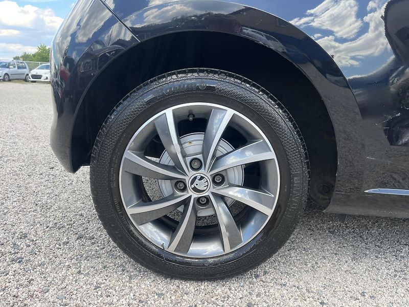 Škoda Citigo (2018) 1.0MPi 44kw 77000km!! - fotka 9 z 18