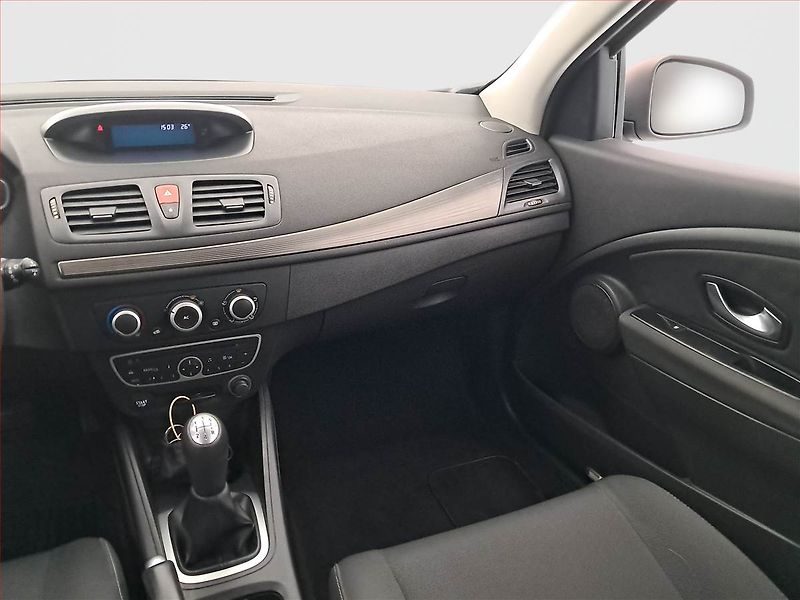 Renault Mégane (2009) 1.6 16V, nová STK - fotka 8 z 16