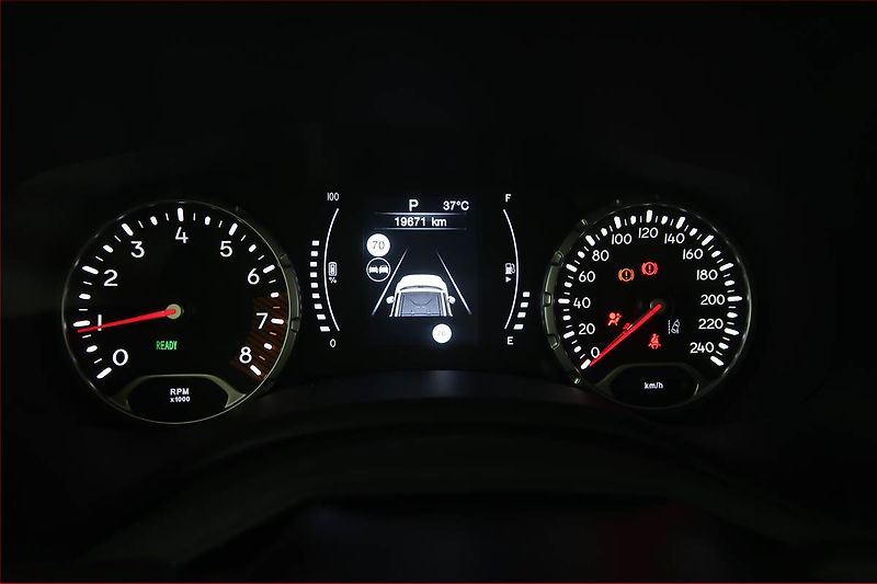 Jeep Renegade (2023) Justice 1.5 Turbo e-Hybrid - fotka 11 z 17