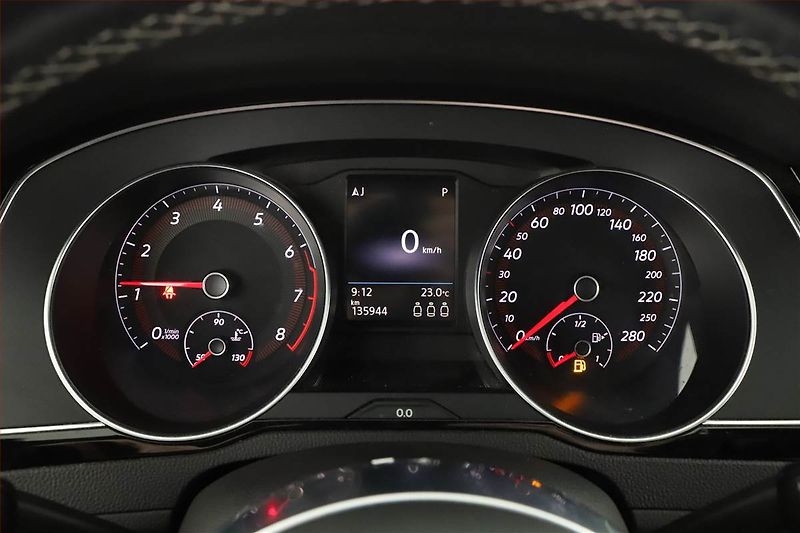 Volkswagen Arteon (2018) R-line 2.0 TSI 4Motion - fotka 8 z 21