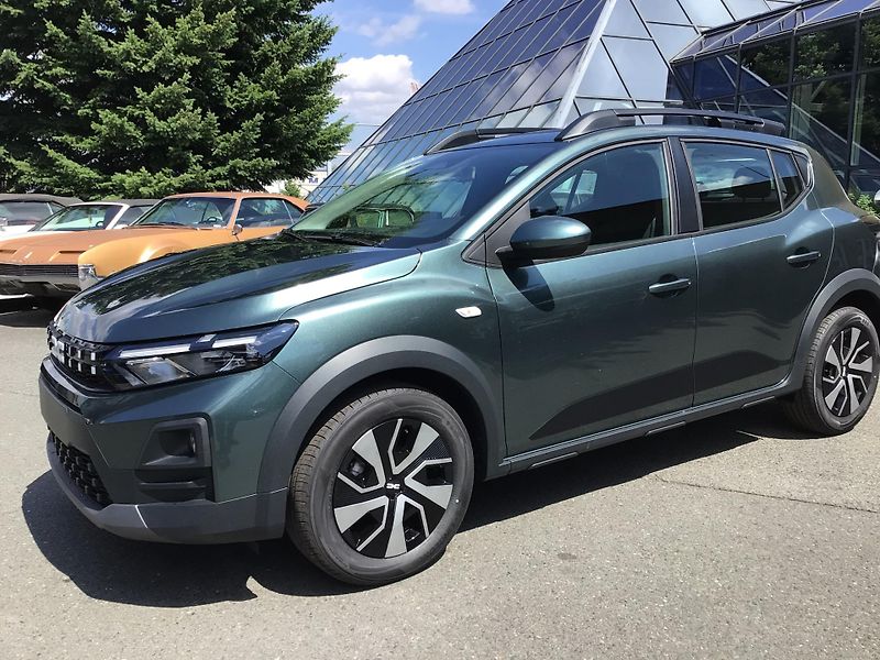 Dacia Sandero (2026) STEPWAY KAMERA VYHŘ. SEDAČKY - fotka 2 z 11