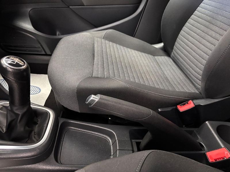 Volkswagen Polo 1.2i - fotka 18 z 28