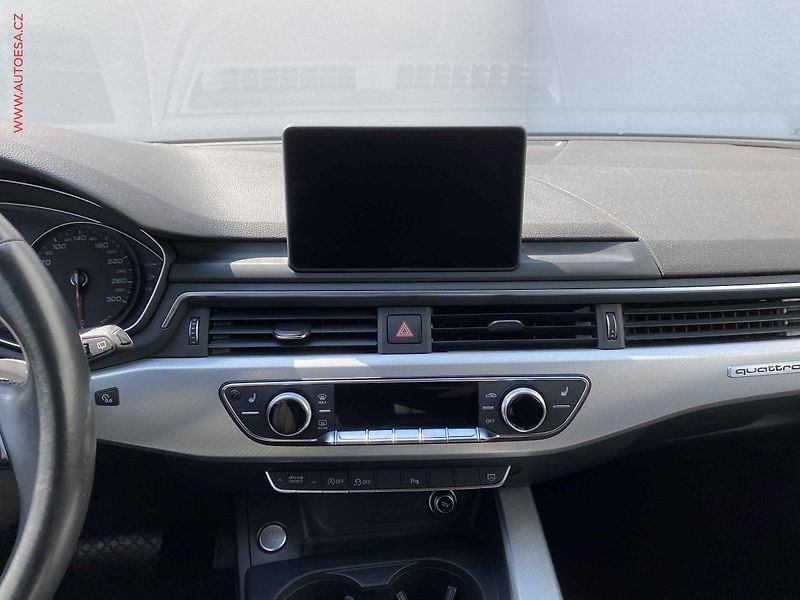 Audi A4 (2018) 2.0 TDi quattro, AT, bixen - fotka 13 z 23