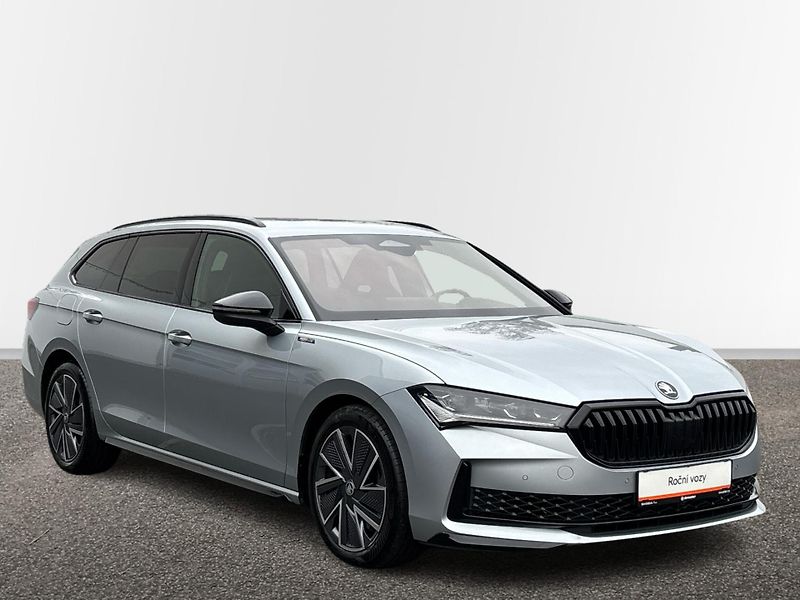 Škoda Superb Sportline 4x4 DSG - fotka 14 z 29