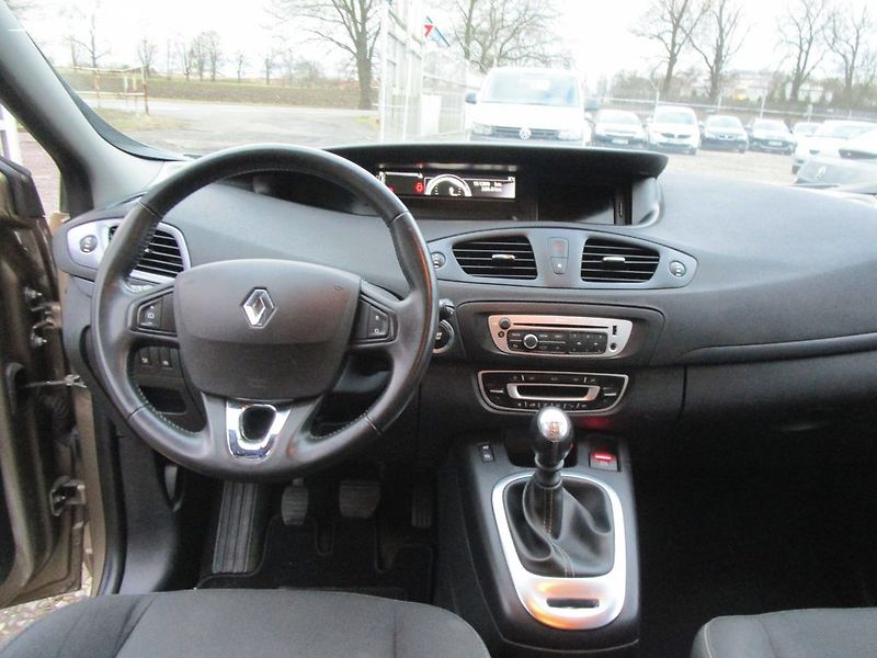 Renault Grand Scénic 1,2TCE-97KW-KOUPEN ČR+STK - fotka 14 z 23