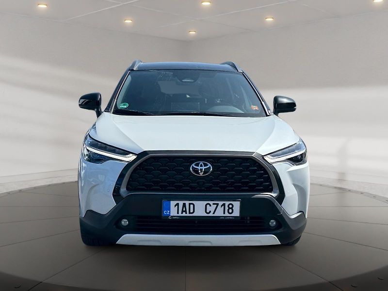 Toyota Corolla Cross (2024) EXECUTIVE 2.0HYBRID 112kW AWD - fotka 2 z 11