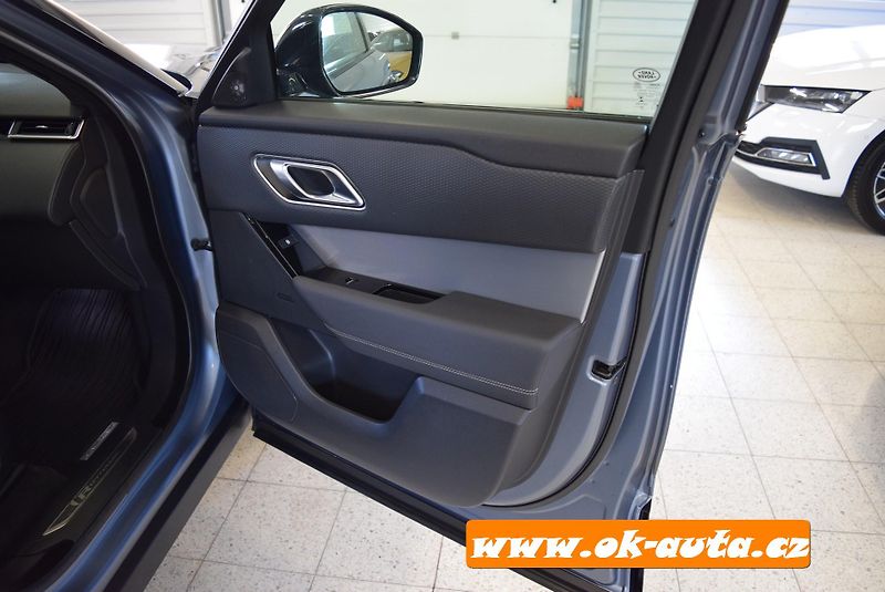 Land Rover Range Rover Velar R-DYNAMIC AWD 2021-DPH - fotka 23 z 62