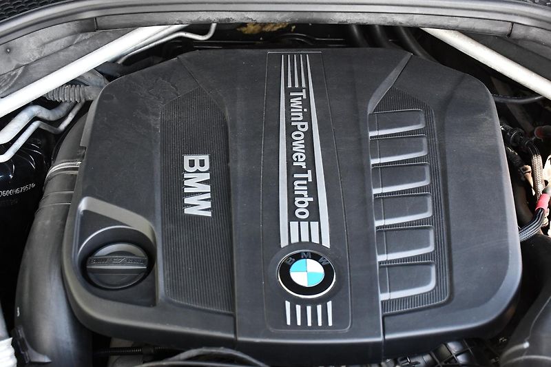 BMW X5 xDrive30d NAVI KŮŽE KAMERA - fotka 39 z 39