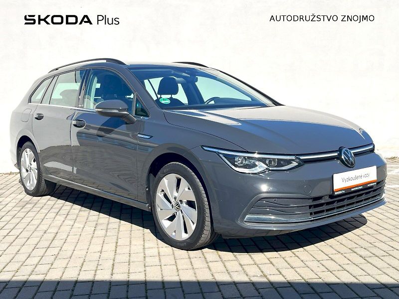 Volkswagen Golf (2022) VARIANT 1,5 eTSI 96KW DSG STYL - fotka 9 z 23