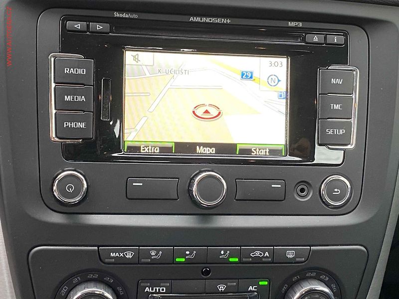Škoda Yeti (2012) 1.2 TSi, Elegance, DSG, navi - fotka 16 z 20