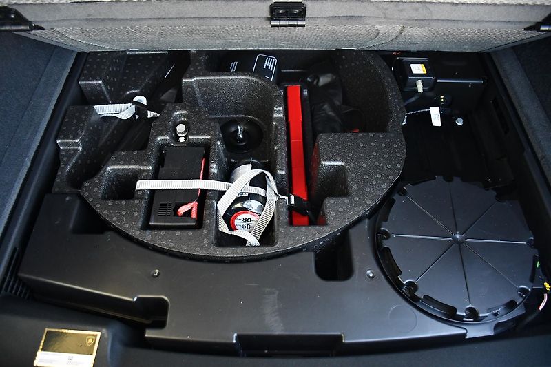 Lamborghini Urus 4.0 V8  - fotka 52 z 59