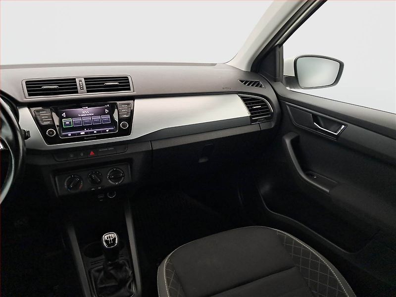 Škoda Fabia (2018) Ambition 1.0 TSI, Serv.kniha - fotka 8 z 18