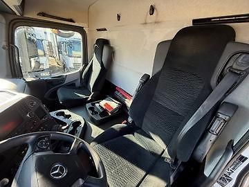 Mercedes-Benz (2018) Antos 2535 6x2 thermoking  - fotka 12 z 15