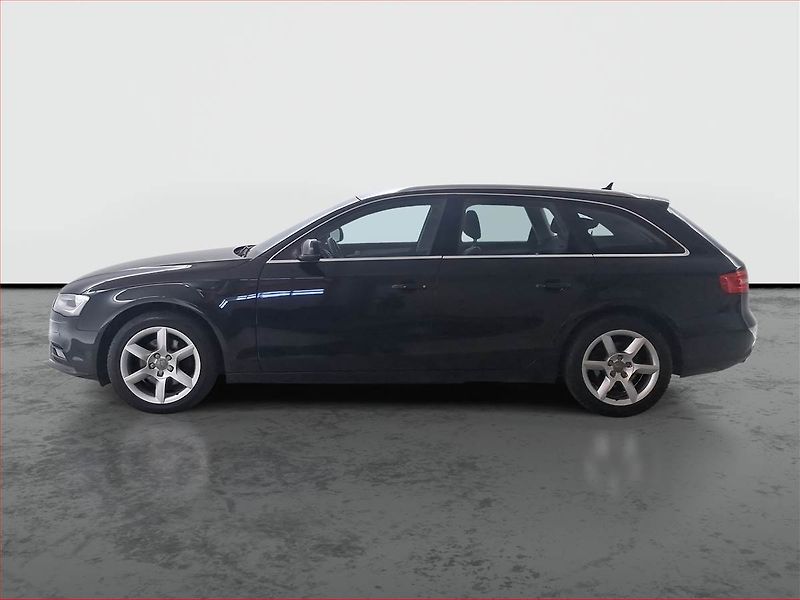 Audi A4 (2013) Ambiente 2.0 TDI, Tempomat - fotka 3 z 16