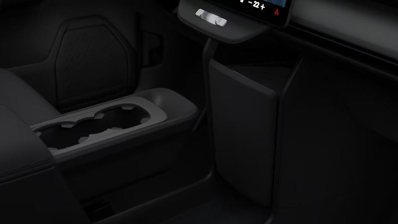 Volvo EX60 (2026) PURE ELECTRIC PLUS - fotka 16 z 17