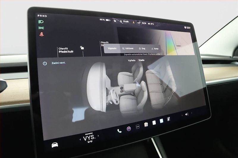 Tesla Model 3 (2020) Std Range Plus 52kWh, SoH 84% - fotka 17 z 21