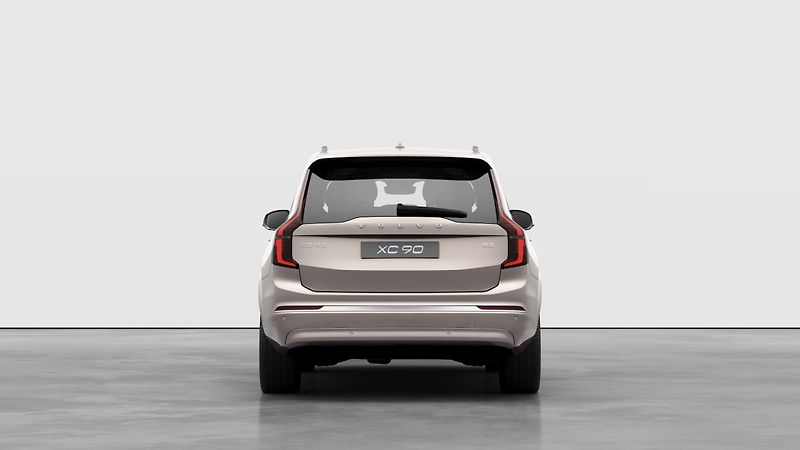 Volvo XC90 (2027) B5 2.0L 250+14 HP AT8 AWD PLUS - fotka 5 z 6