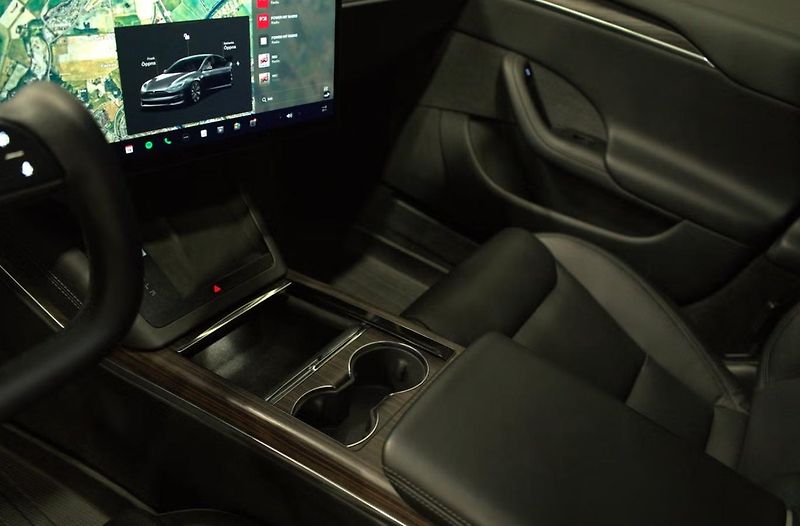 Tesla Model S LR AWD Tažné Panorama Kam Yoke - fotka 13 z 16